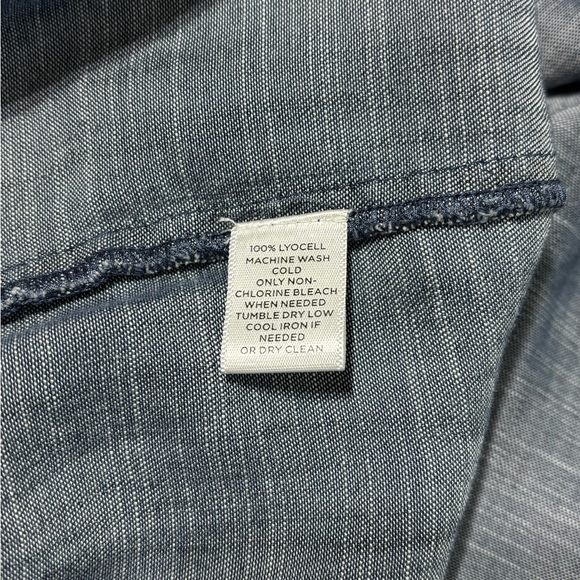 LOFT Medium/Dark Wash Denim FLOWY BLOUSE Smocked Neck-Romantic-sz. Medium - Picture 4 of 9